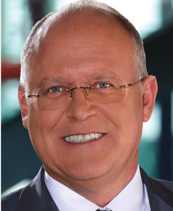 Stefan Plueth, Co-founder of TopMin